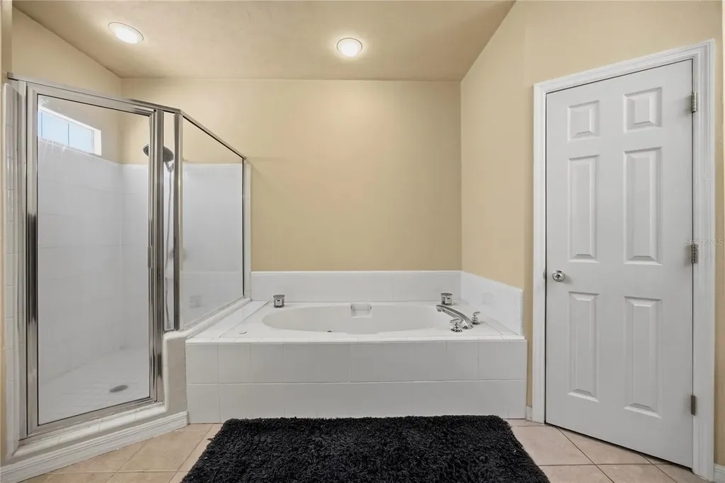 11684 NW 18th Place Gainesville FL 32606