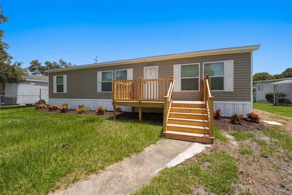 5207 Orange Avenue Port Orange FL 32127
