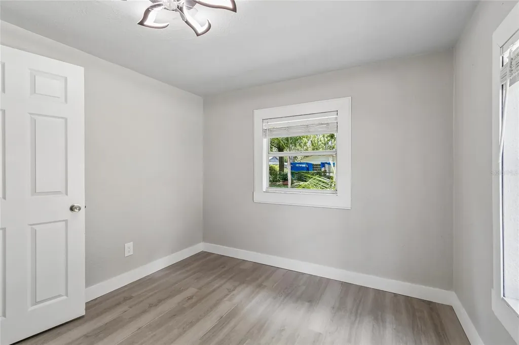 1614 E Maple Avenue Tampa FL 33604