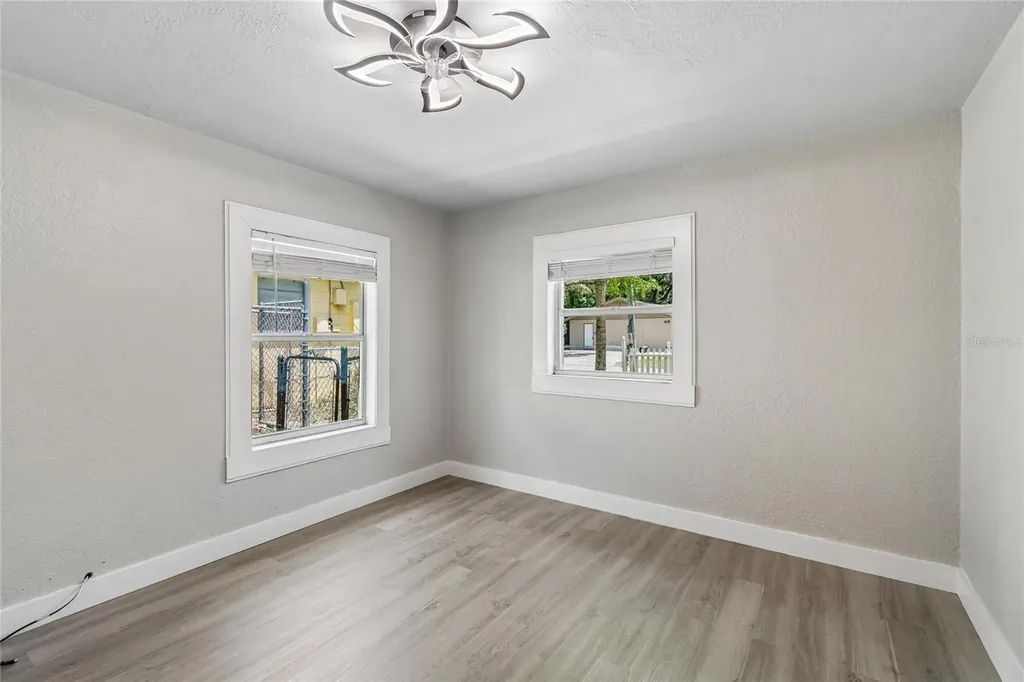 1614 E Maple Avenue Tampa FL 33604