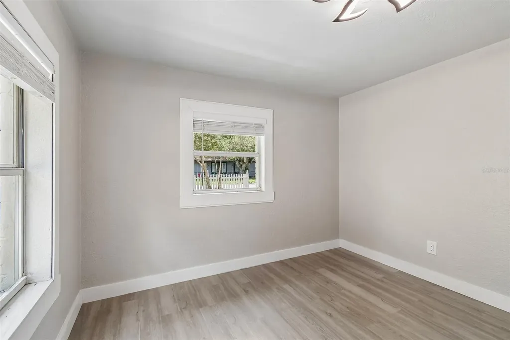 1614 E Maple Avenue Tampa FL 33604