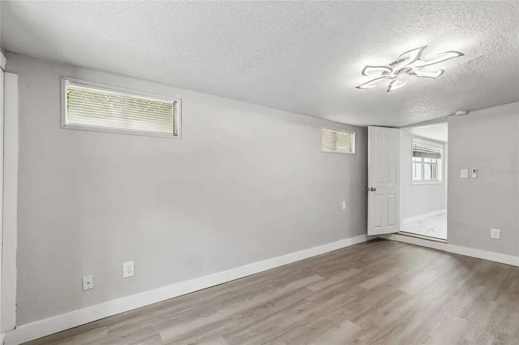 1614 E Maple Avenue Tampa FL 33604