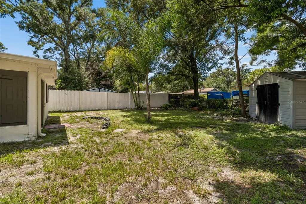 1614 E Maple Avenue Tampa FL 33604