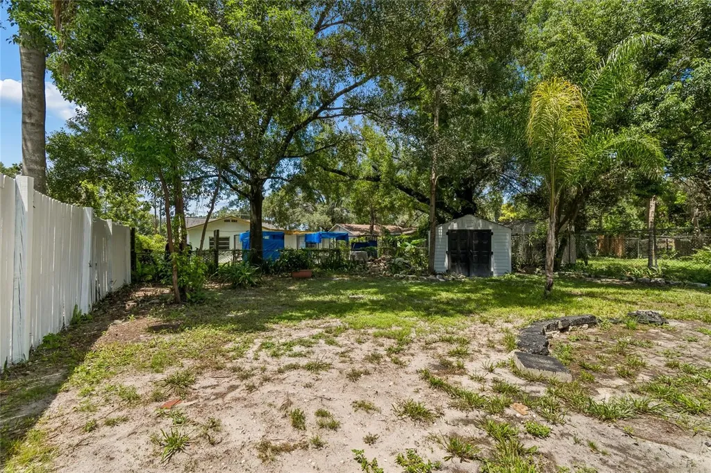 1614 E Maple Avenue Tampa FL 33604