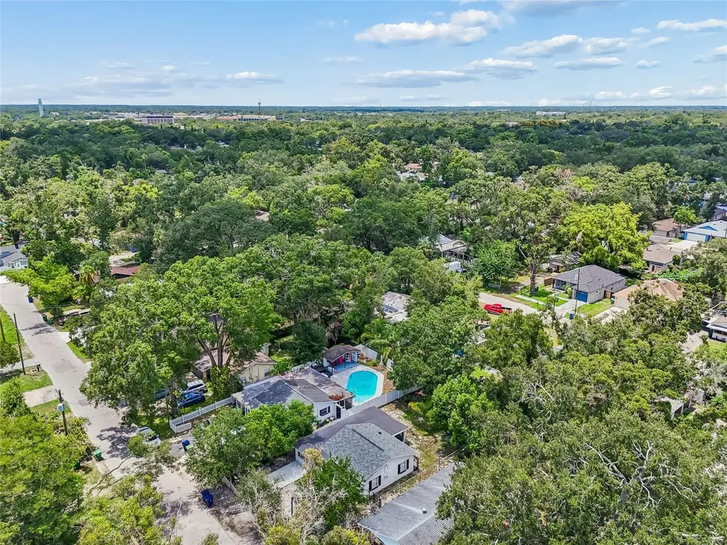 1614 E Maple Avenue Tampa FL 33604