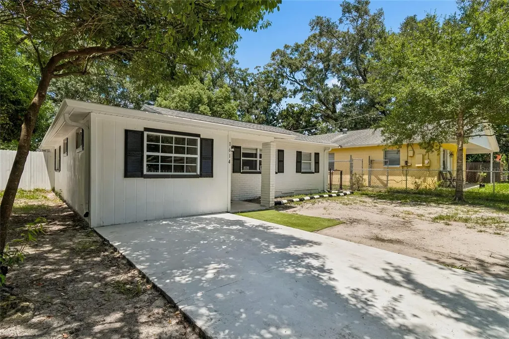1614 E Maple Avenue Tampa FL 33604