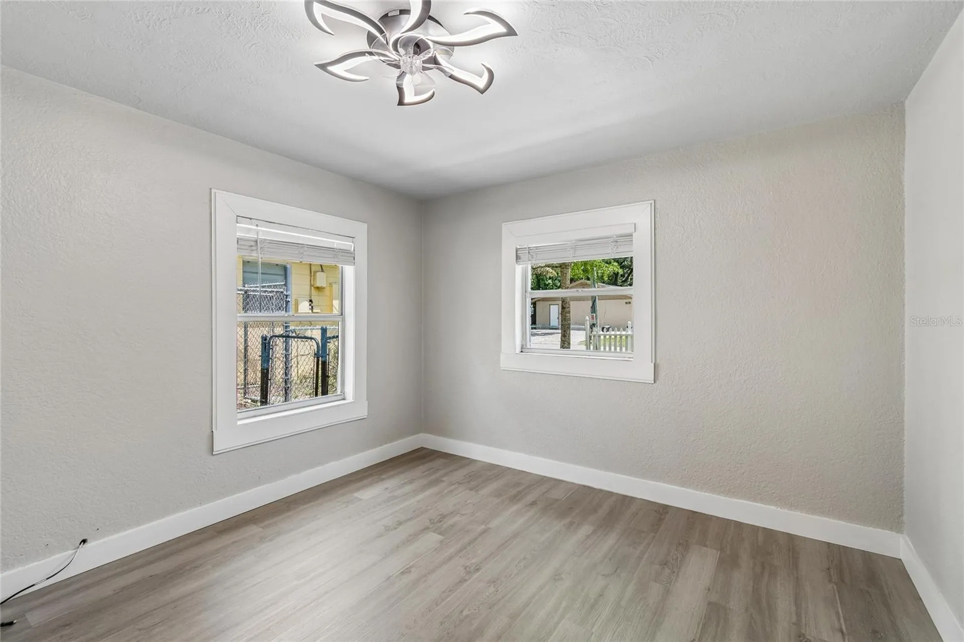 1614 E Maple Avenue Tampa FL 33604