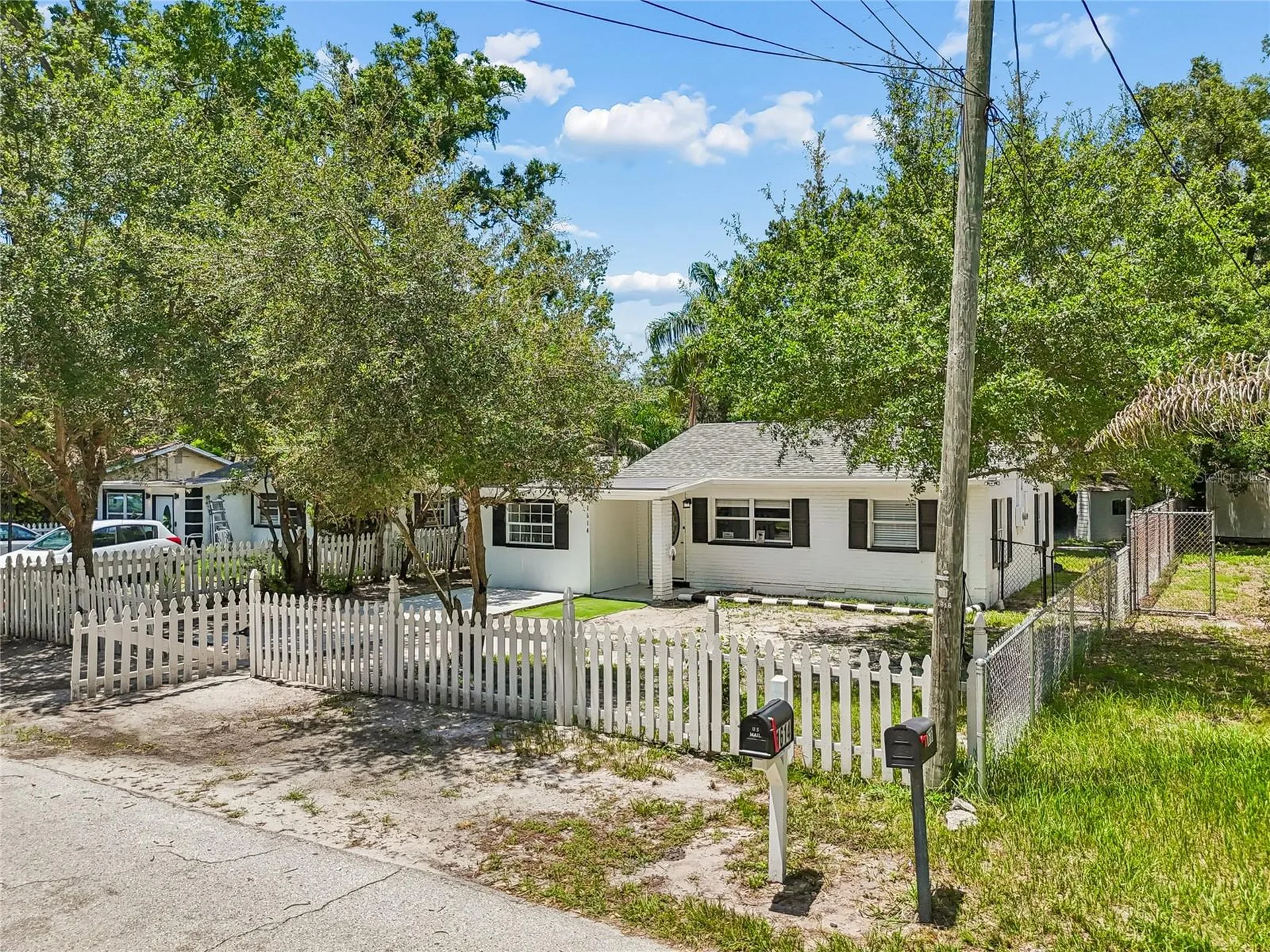 1614 E Maple Avenue Tampa FL 33604