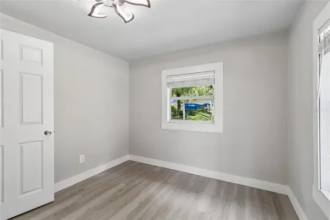 1614 E Maple Avenue Tampa FL 33604
