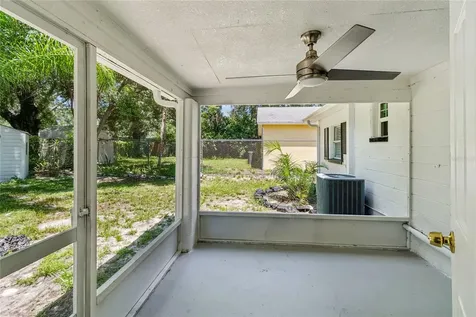 1614 E Maple Avenue Tampa FL 33604