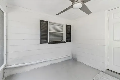 1614 E Maple Avenue Tampa FL 33604