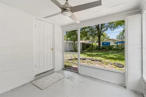 1614 E Maple Avenue Tampa FL 33604