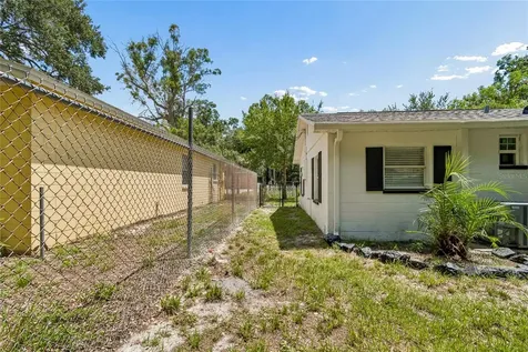 1614 E Maple Avenue Tampa FL 33604