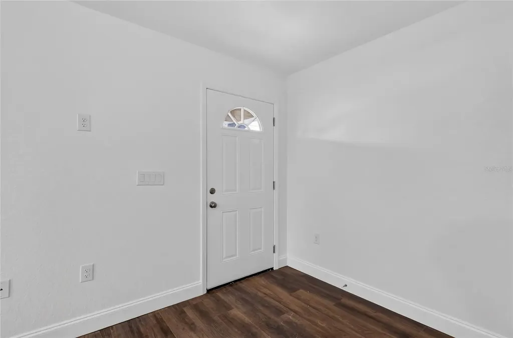 728 Henry Street Auburndale FL 33823