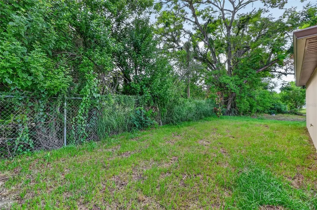 728 Henry Street Auburndale FL 33823