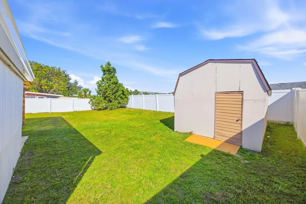 5681 Tulip Avenue Orlando FL 32839