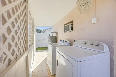 5681 Tulip Avenue Orlando FL 32839