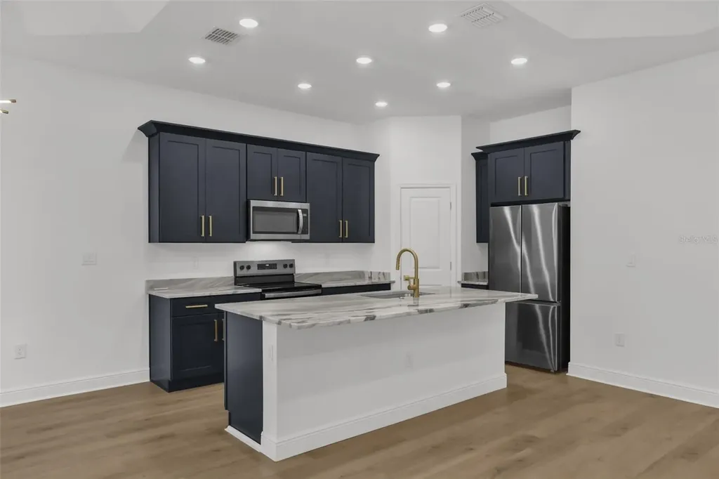 2380 Central Parkway Deland FL 32724