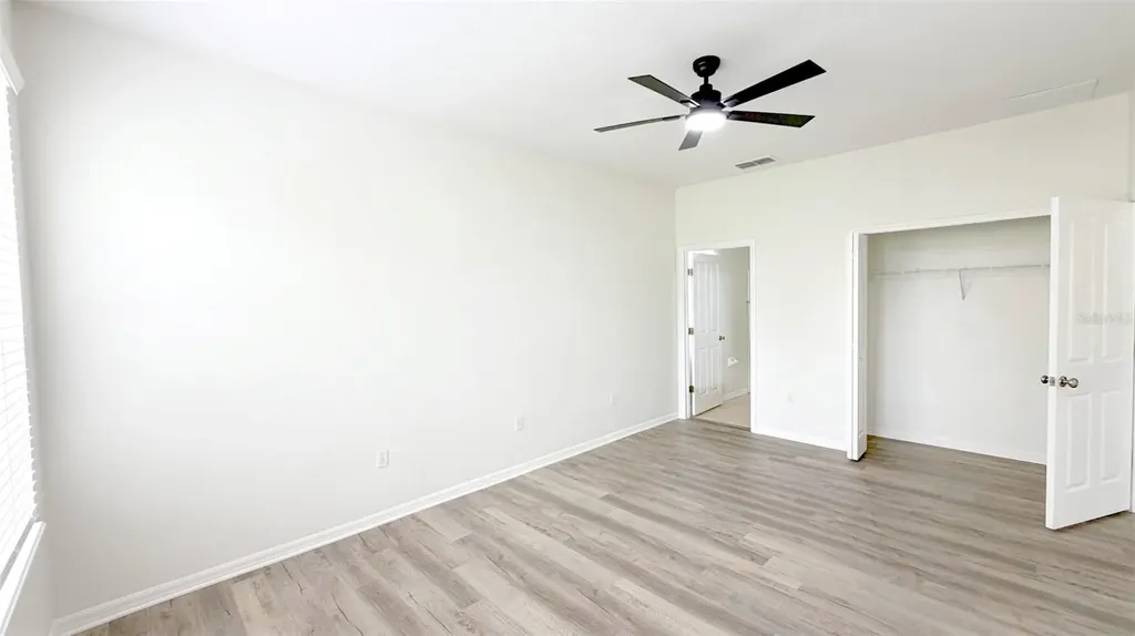 203 Madison Circle Davenport FL 33896