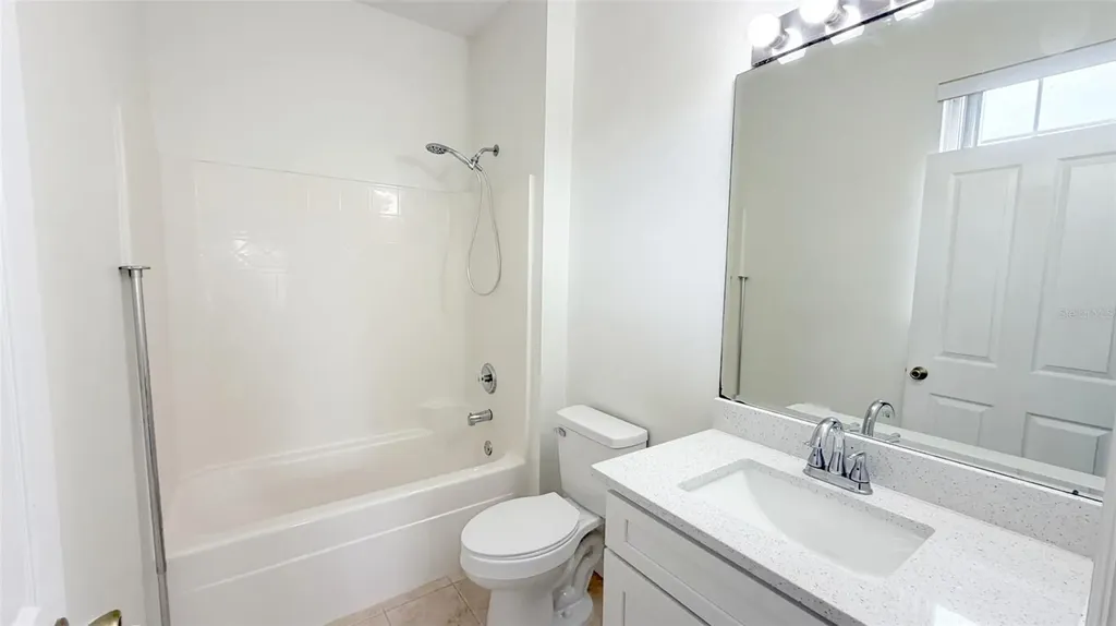 203 Madison Circle Davenport FL 33896
