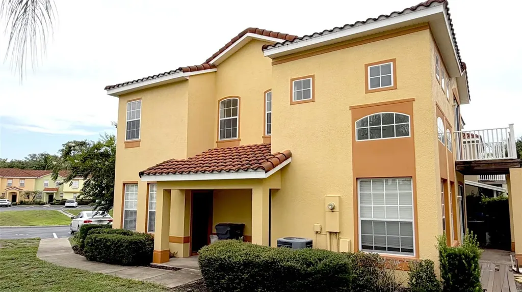 203 Madison Circle Davenport FL 33896