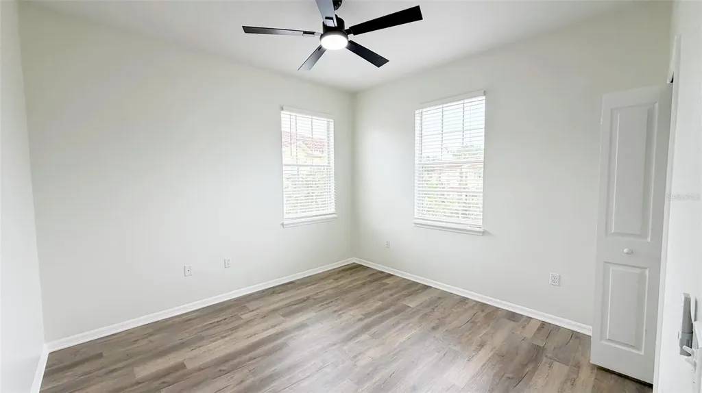 203 Madison Circle Davenport FL 33896