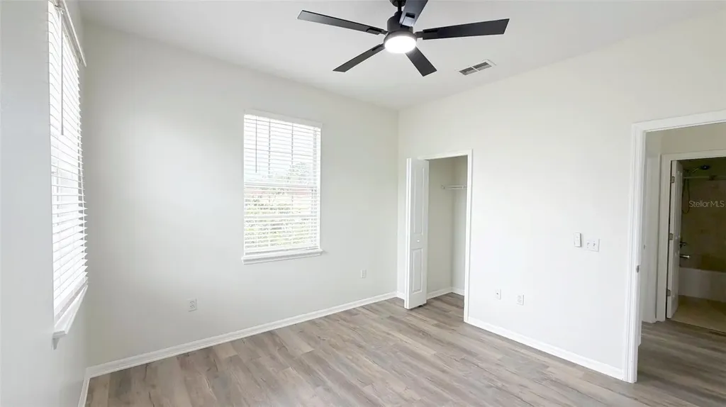 203 Madison Circle Davenport FL 33896