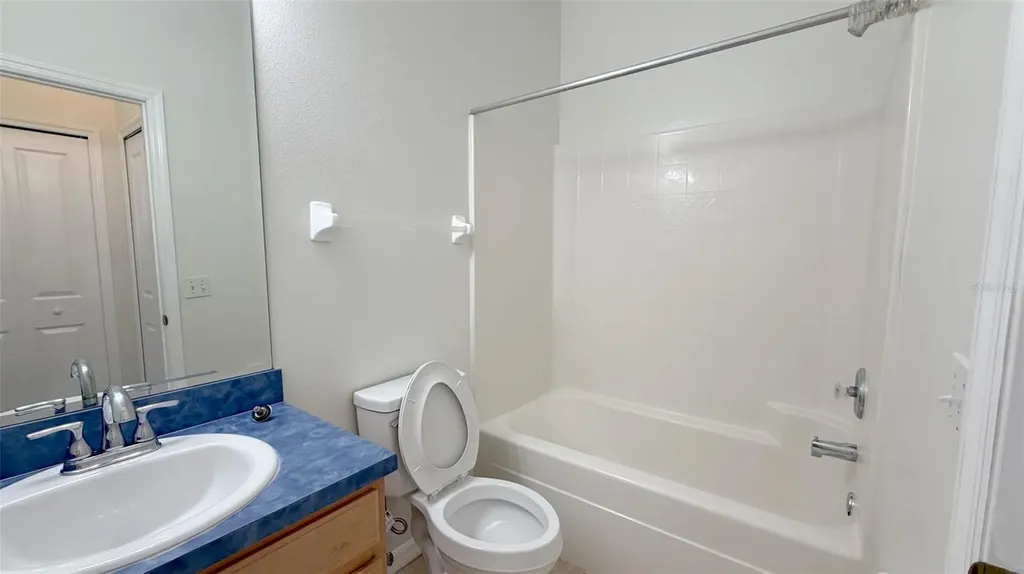 203 Madison Circle Davenport FL 33896