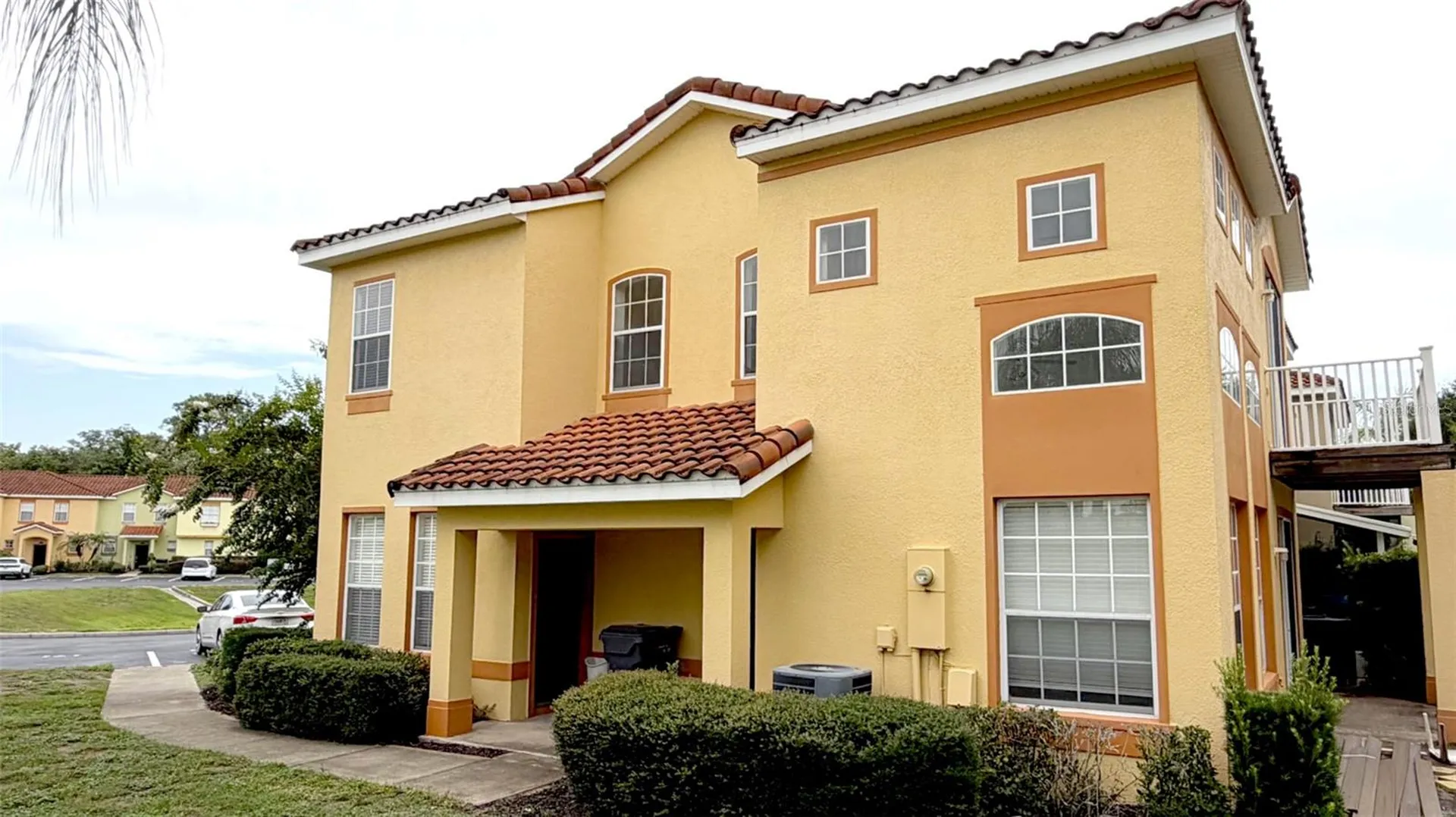 203 Madison Circle Davenport FL 33896
