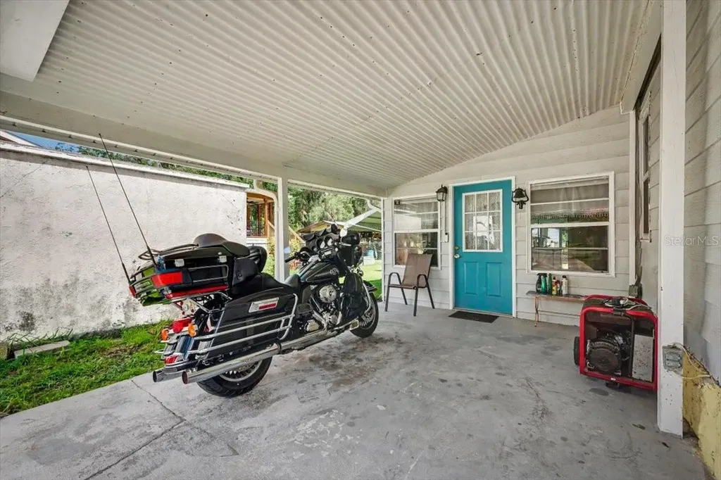 104 Edgewater Road Satsuma FL 32189