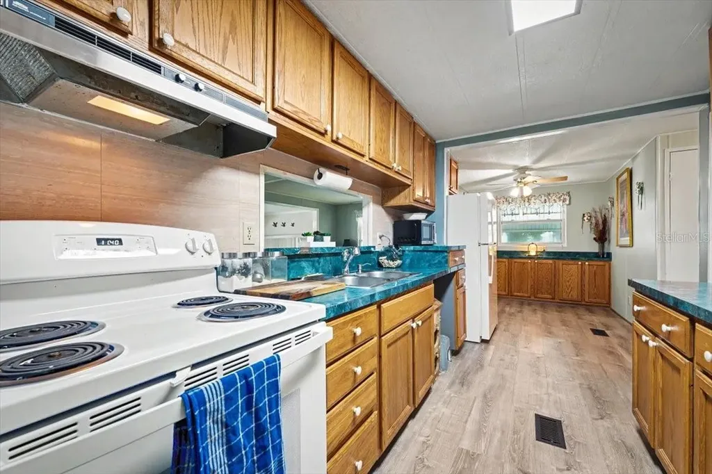 104 Edgewater Road Satsuma FL 32189