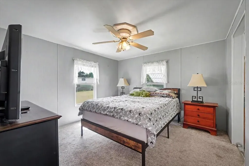 104 Edgewater Road Satsuma FL 32189