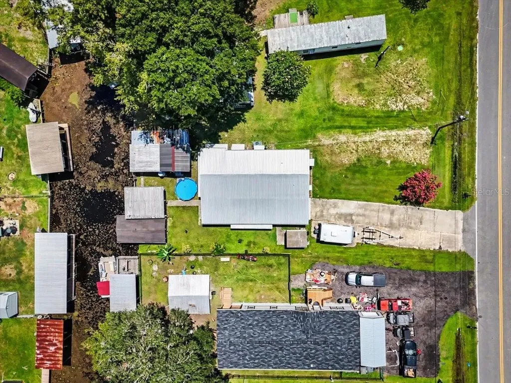 104 Edgewater Road Satsuma FL 32189