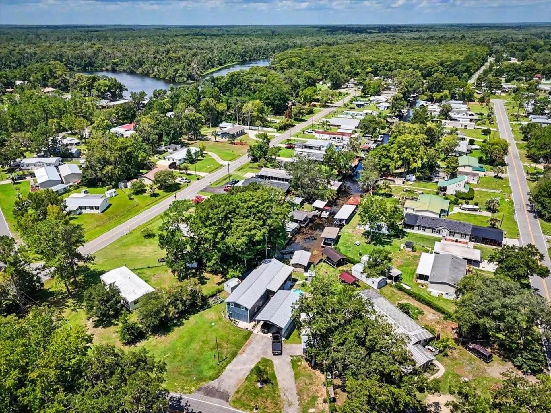 104 Edgewater Road Satsuma FL 32189