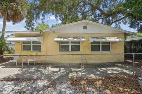 526 12th Avenue S St Petersburg FL 33701