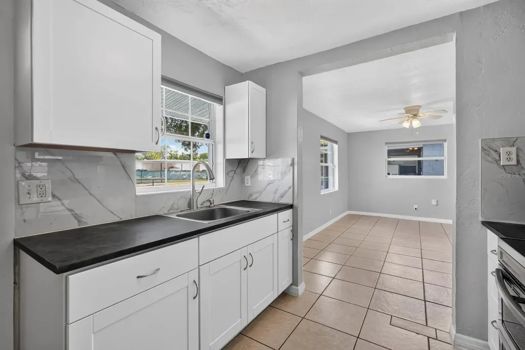 736 S Caroline Street Daytona Beach FL 32114