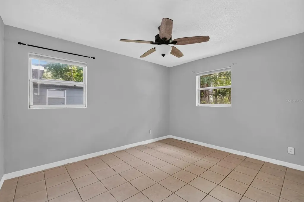 736 S Caroline Street Daytona Beach FL 32114