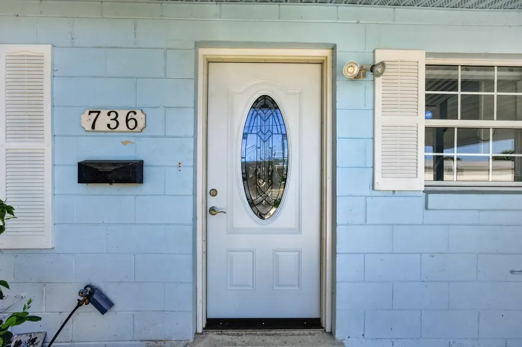 736 S Caroline Street Daytona Beach FL 32114