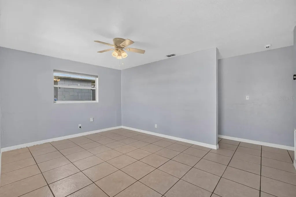 736 S Caroline Street Daytona Beach FL 32114