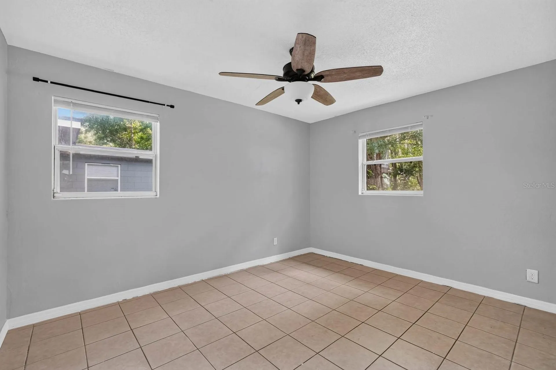 736 S Caroline Street Daytona Beach FL 32114