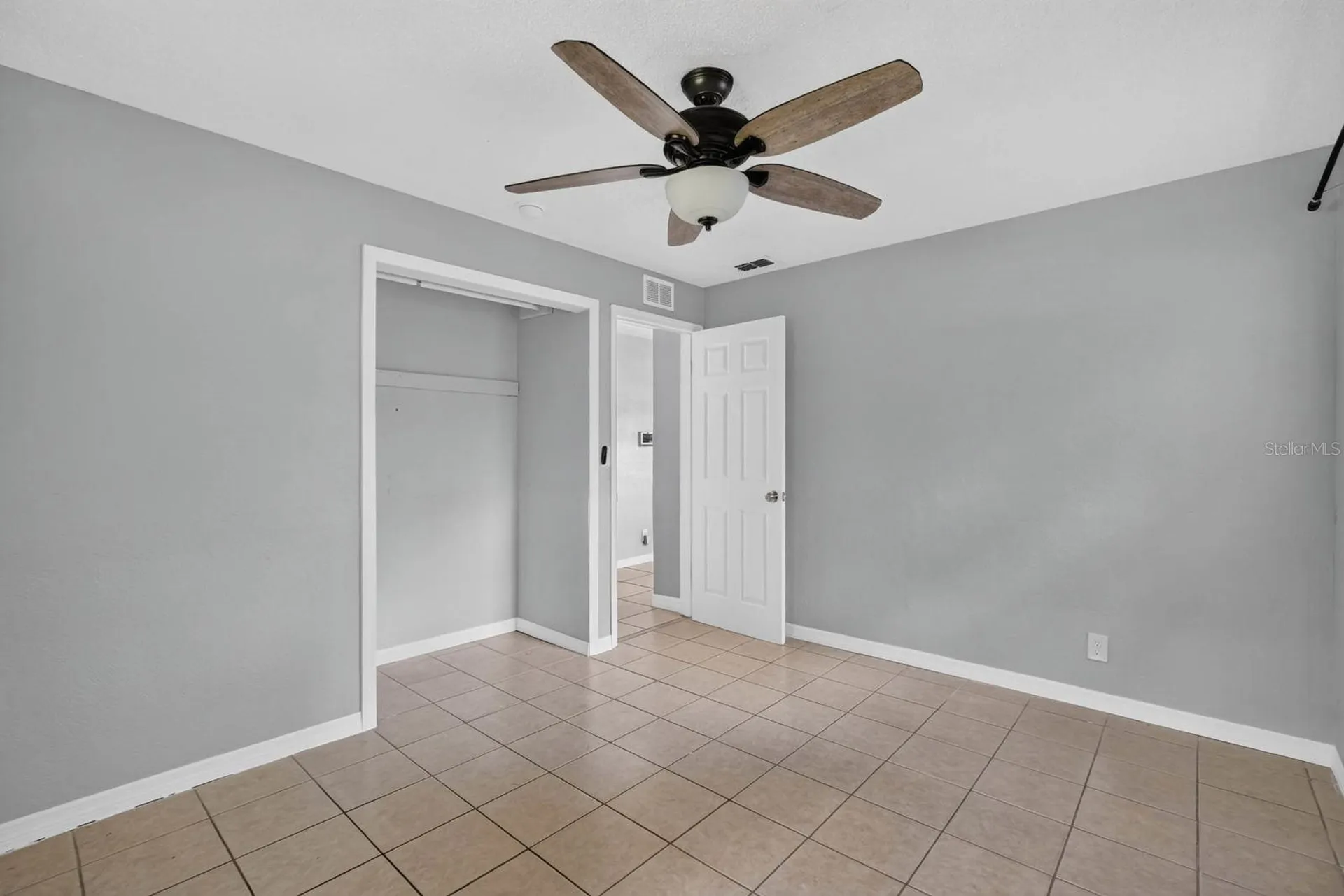 736 S Caroline Street Daytona Beach FL 32114
