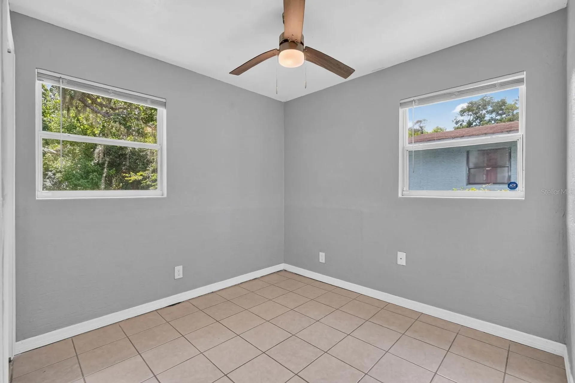 736 S Caroline Street Daytona Beach FL 32114