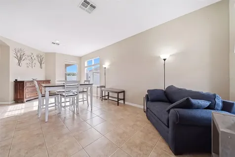 2391 Sabastian Street Mount Dora FL 32757