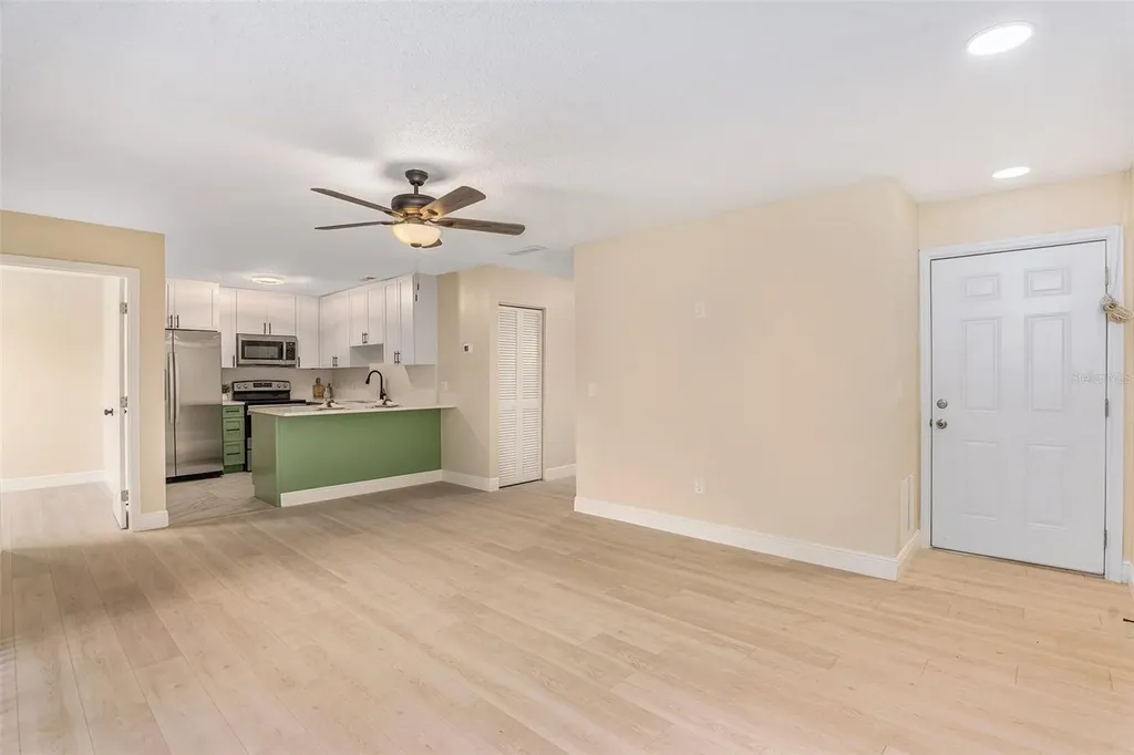 3822 Cortez Drive Tampa FL 33614