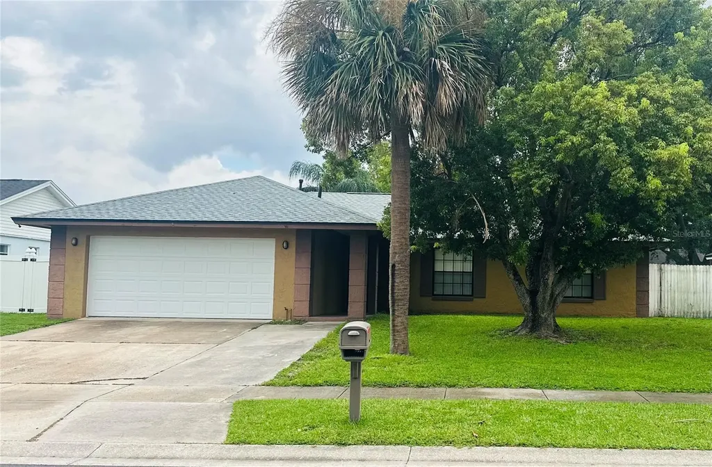 12123 Agana Street Orlando FL 32837