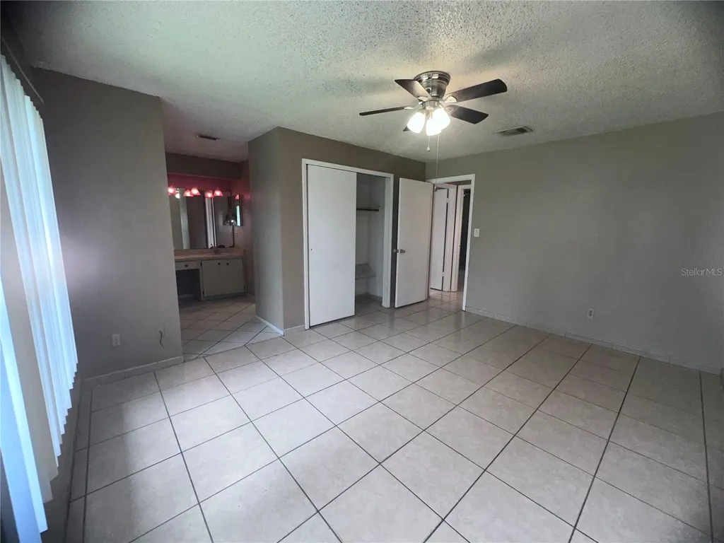 12123 Agana Street Orlando FL 32837
