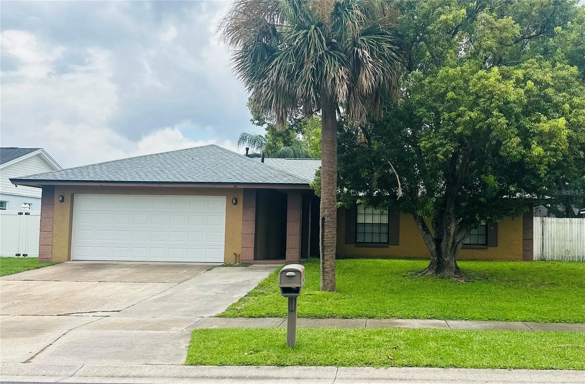 12123 Agana Street Orlando FL 32837