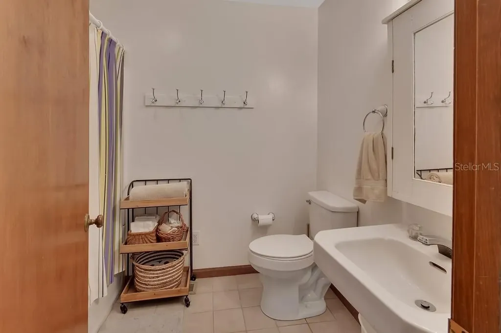 1379 Taylor Road W Deland FL 32720
