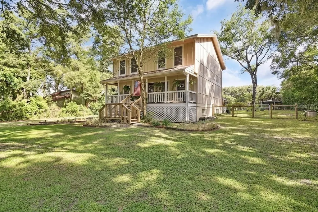 1379 Taylor Road W Deland FL 32720