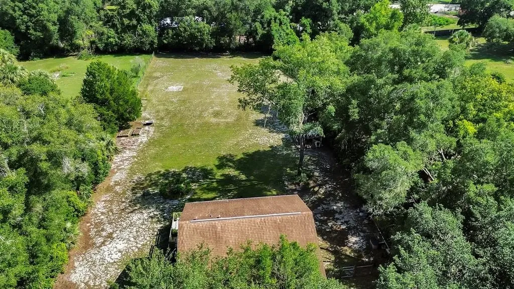 1379 Taylor Road W Deland FL 32720